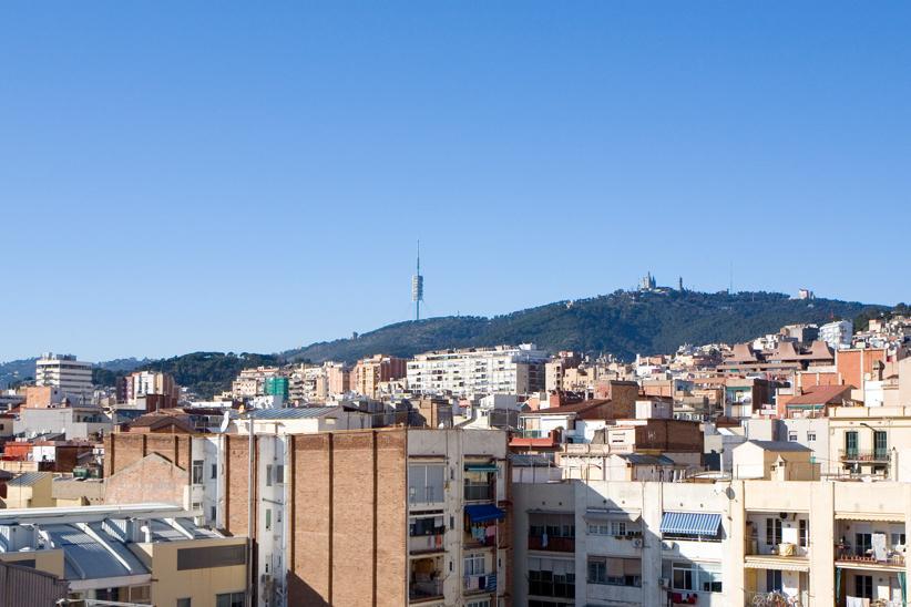 Gaudi Views Apartment Barcelona Exterior photo