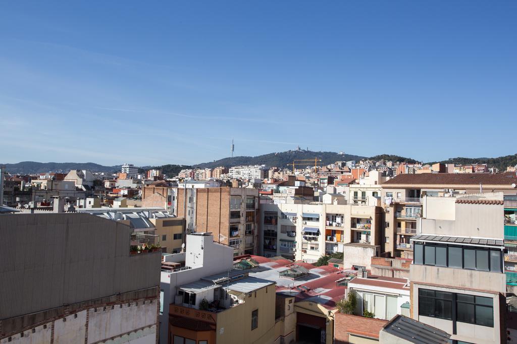 Gaudi Views Apartment Barcelona Exterior photo